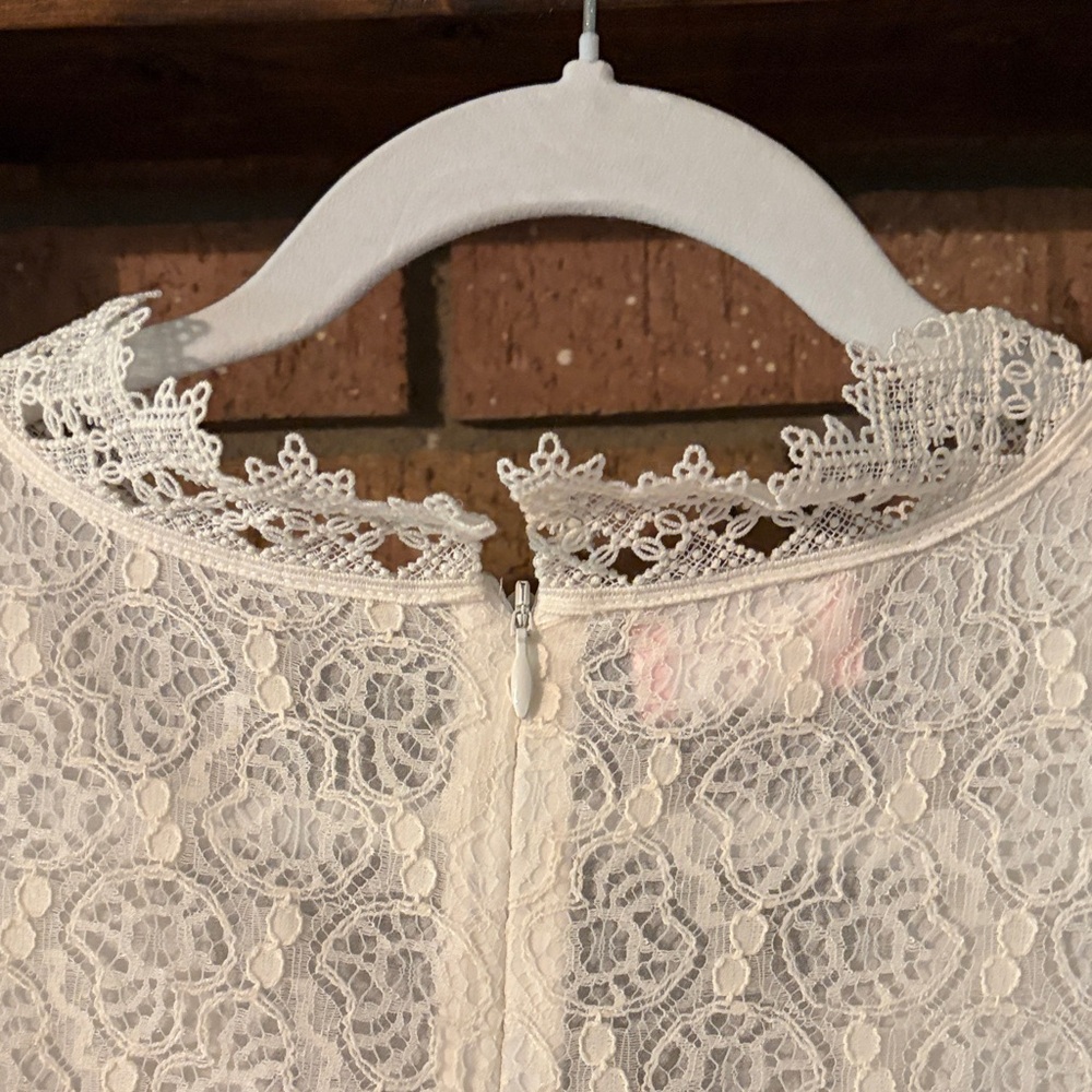 Giamba by Giambattista Lace V-Neck Balloon Sleeve Women's Top - Cream - Picture 10 of 16